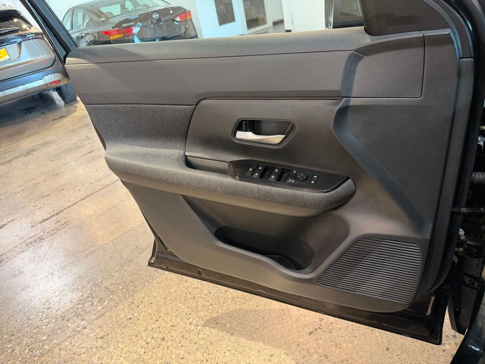 2026 Nissan Kicks - Image 20 of 31
