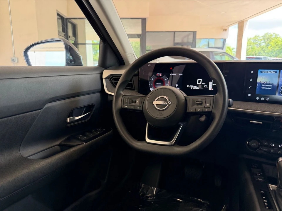 2026 Nissan Kicks - Image 30 of 31