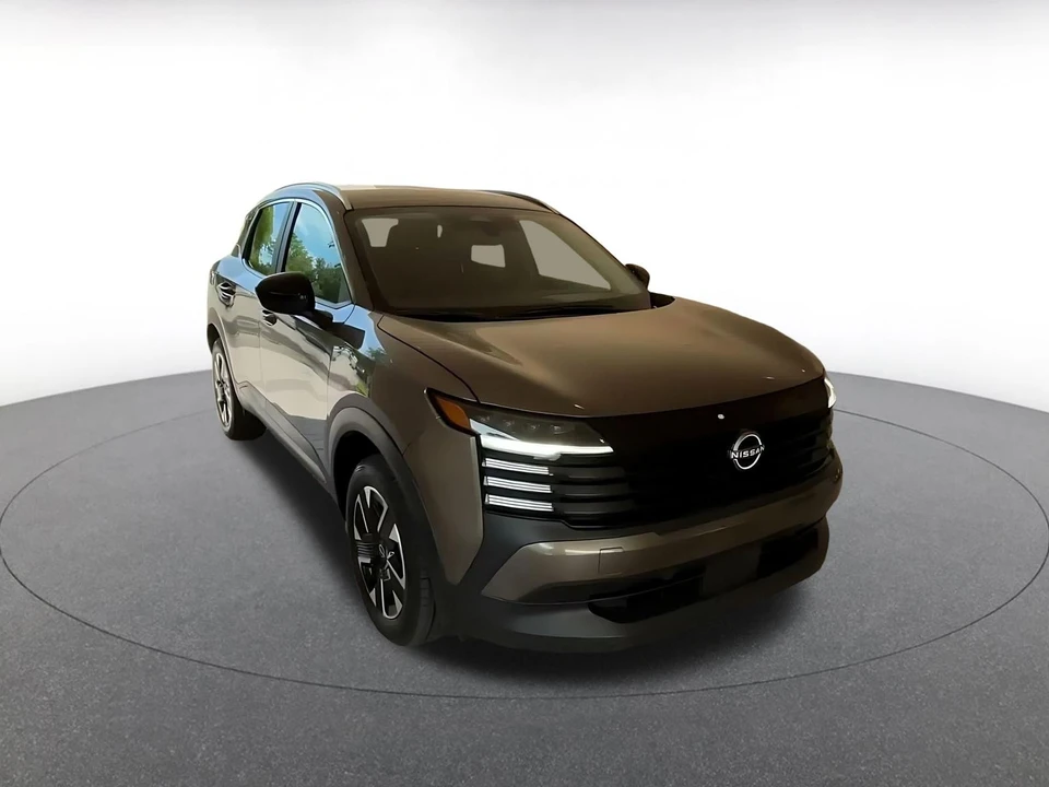 2026 Nissan Kicks - Image 3 of 31