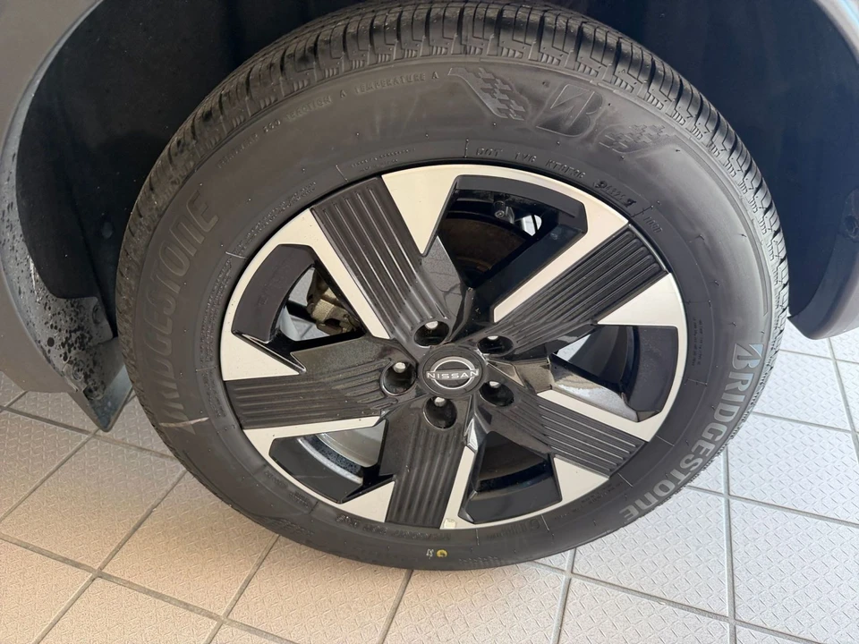 2026 Nissan Kicks - Image 26 of 31