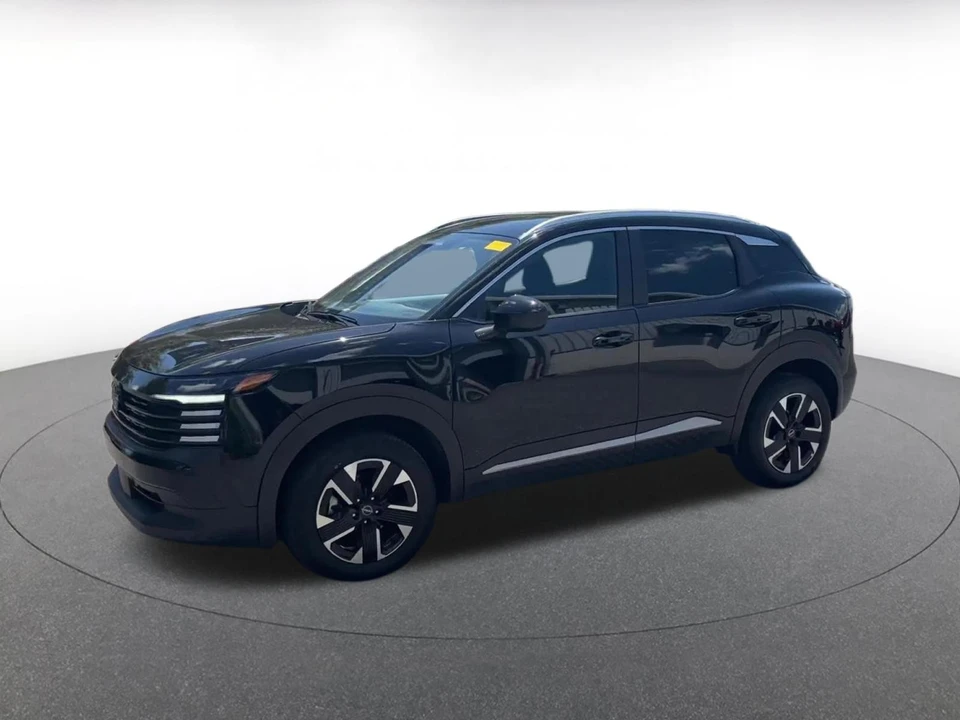 2026 Nissan Kicks - Image 8 of 31