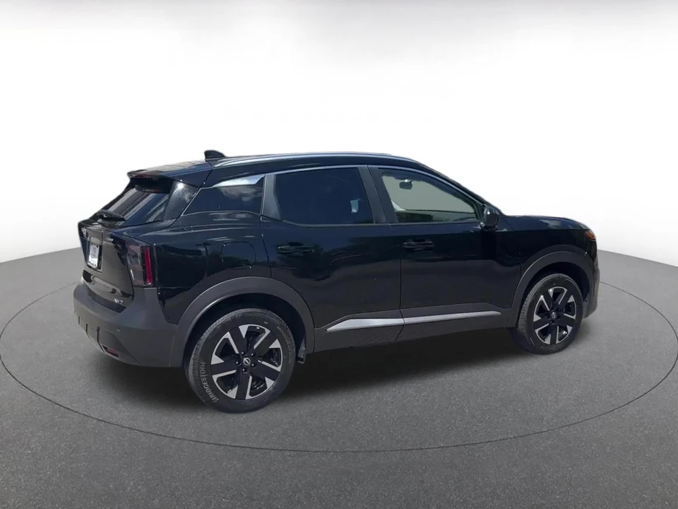 2026 Nissan Kicks - Image 14 of 31