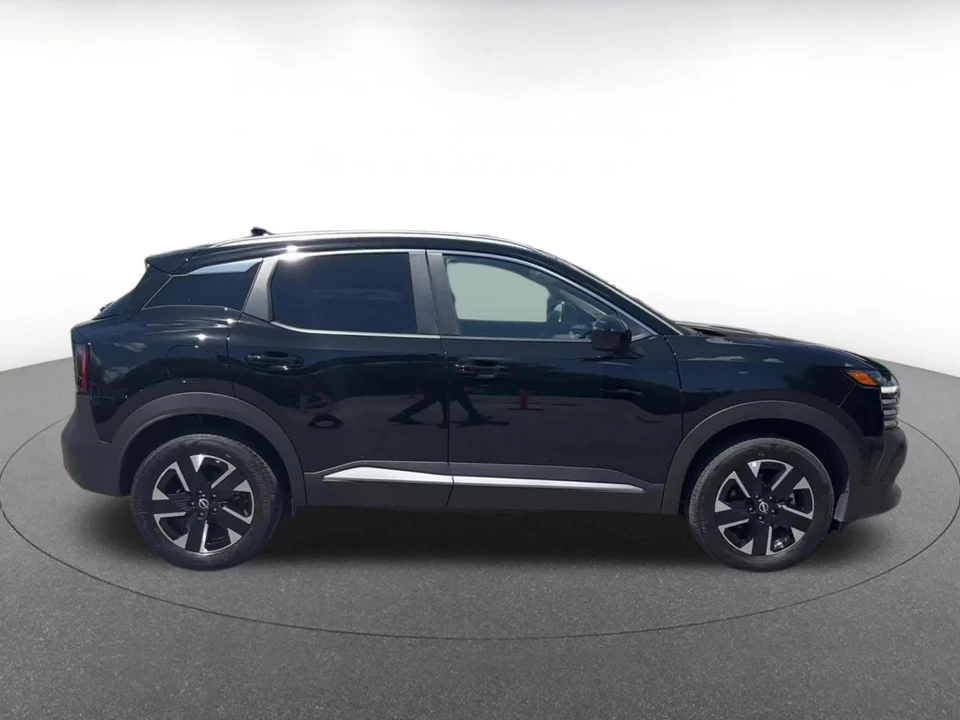 2026 Nissan Kicks - Image 18 of 31