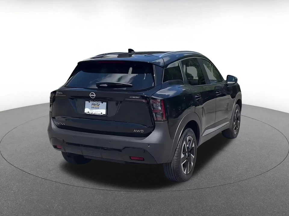 2026 Nissan Kicks - Image 16 of 31