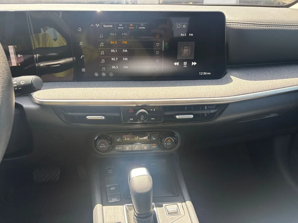2026 Nissan Kicks - Image 18 of 31