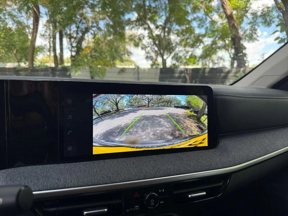 2026 Nissan Kicks - Image 18 of 31