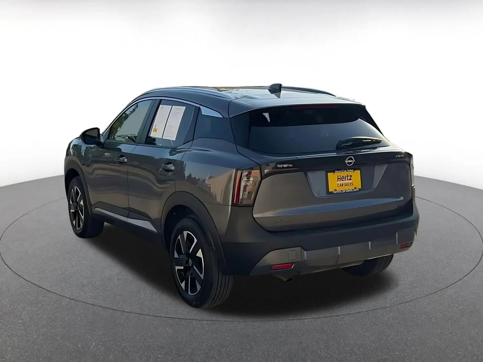 2026 Nissan Kicks - Image 12 of 31