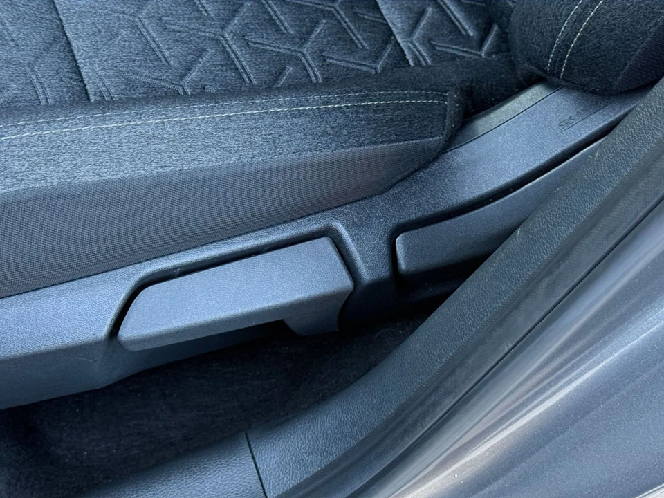 2026 Nissan Kicks - Image 23 of 31