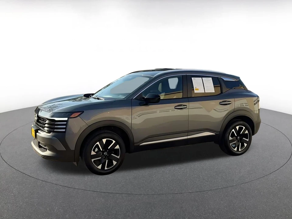 2026 Nissan Kicks - Image 8 of 31