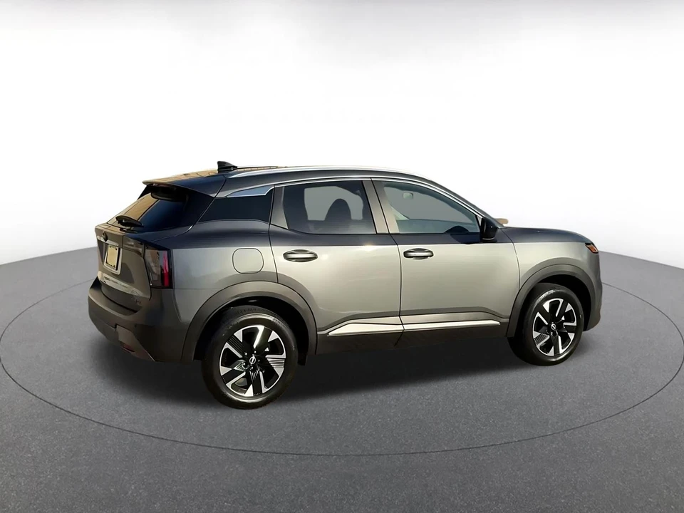 2026 Nissan Kicks - Image 16 of 31