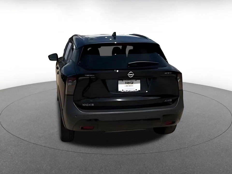 2026 Nissan Kicks - Image 17 of 31