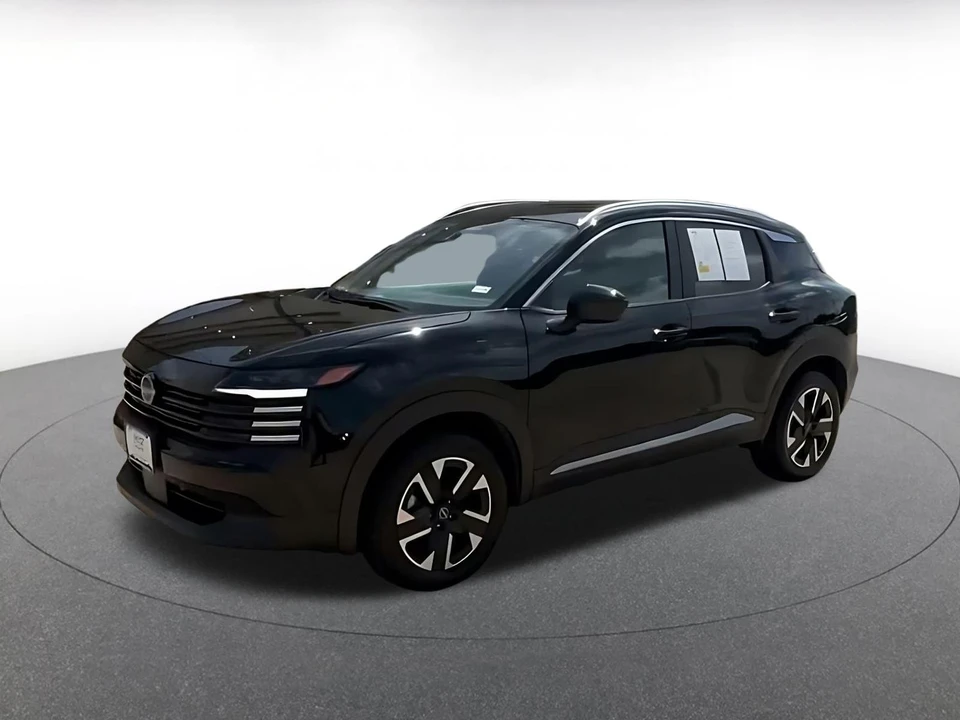 2026 Nissan Kicks - Image 8 of 31