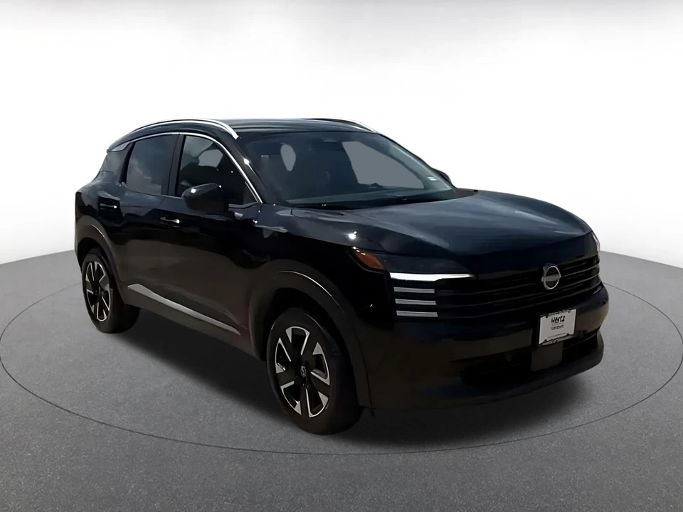 2026 Nissan Kicks - Image 3 of 31