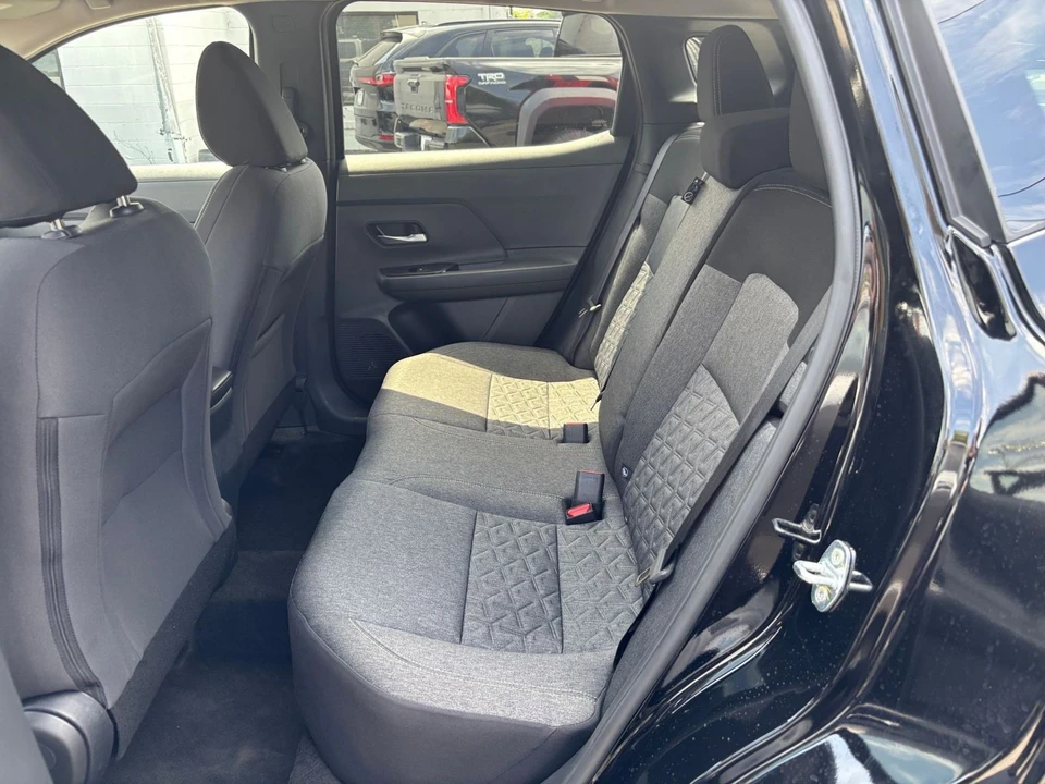 2026 Nissan Kicks - Image 26 of 31