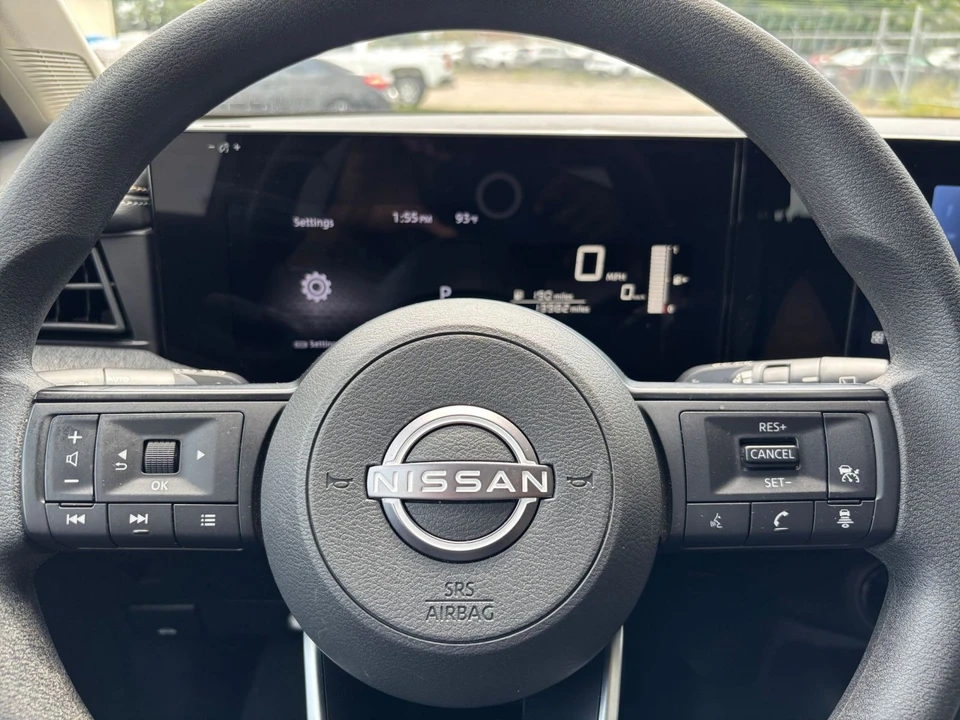 2026 Nissan Kicks - Image 28 of 31