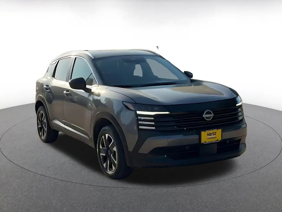 2026 Nissan Kicks - Image 3 of 31