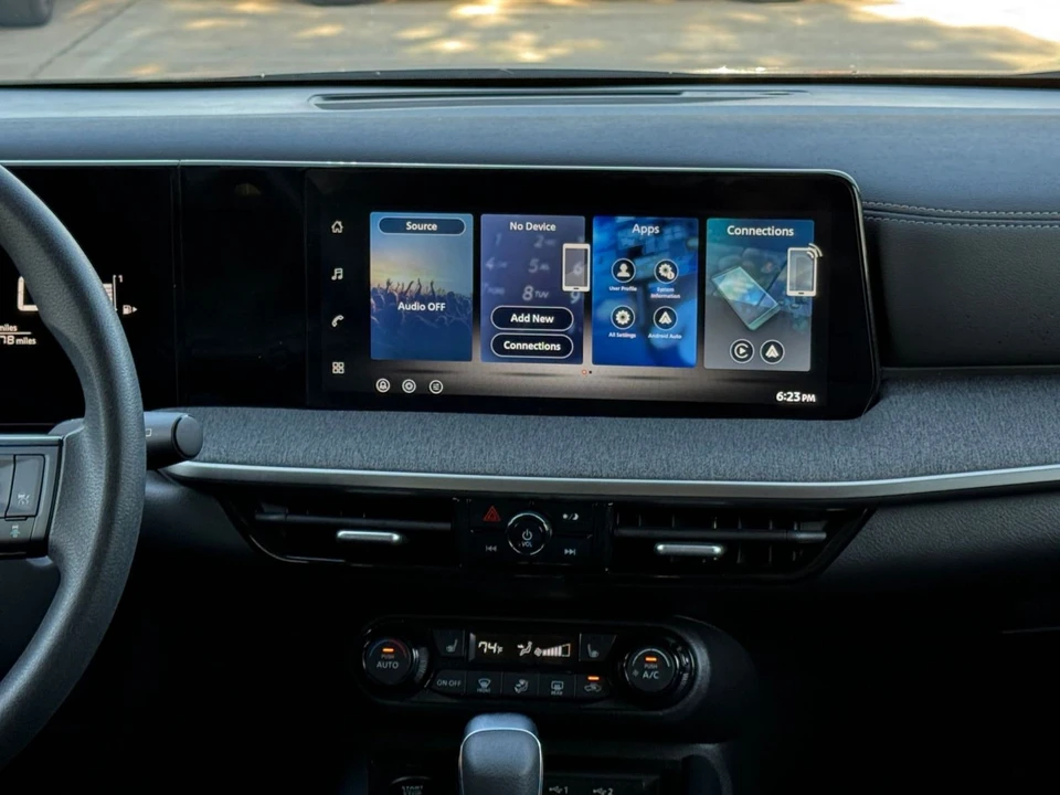 2026 Nissan Kicks - Image 18 of 31