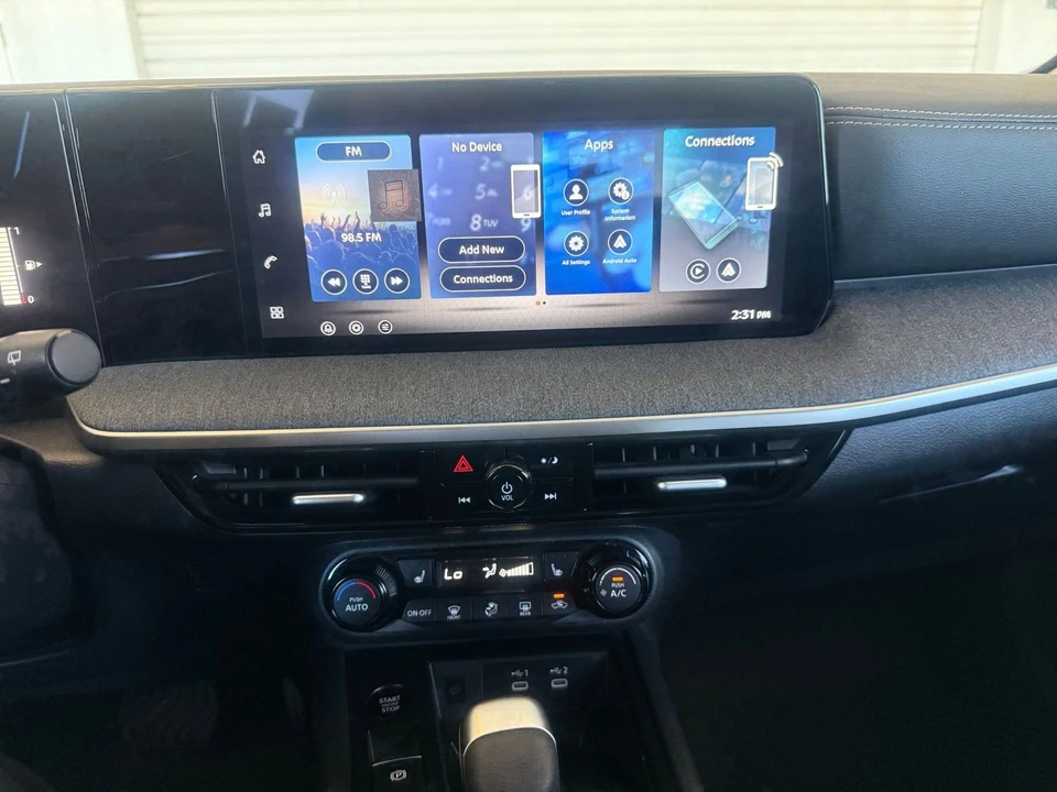 2026 Nissan Kicks - Image 18 of 31