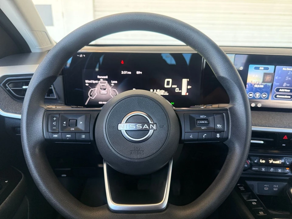 2026 Nissan Kicks - Image 28 of 31