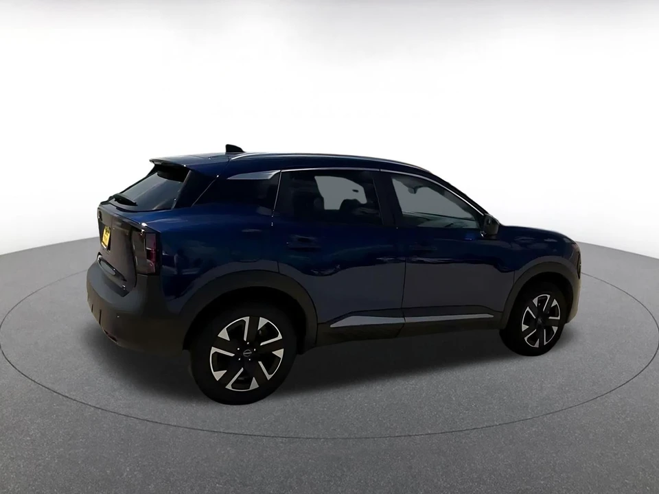 2026 Nissan Kicks - Image 16 of 31