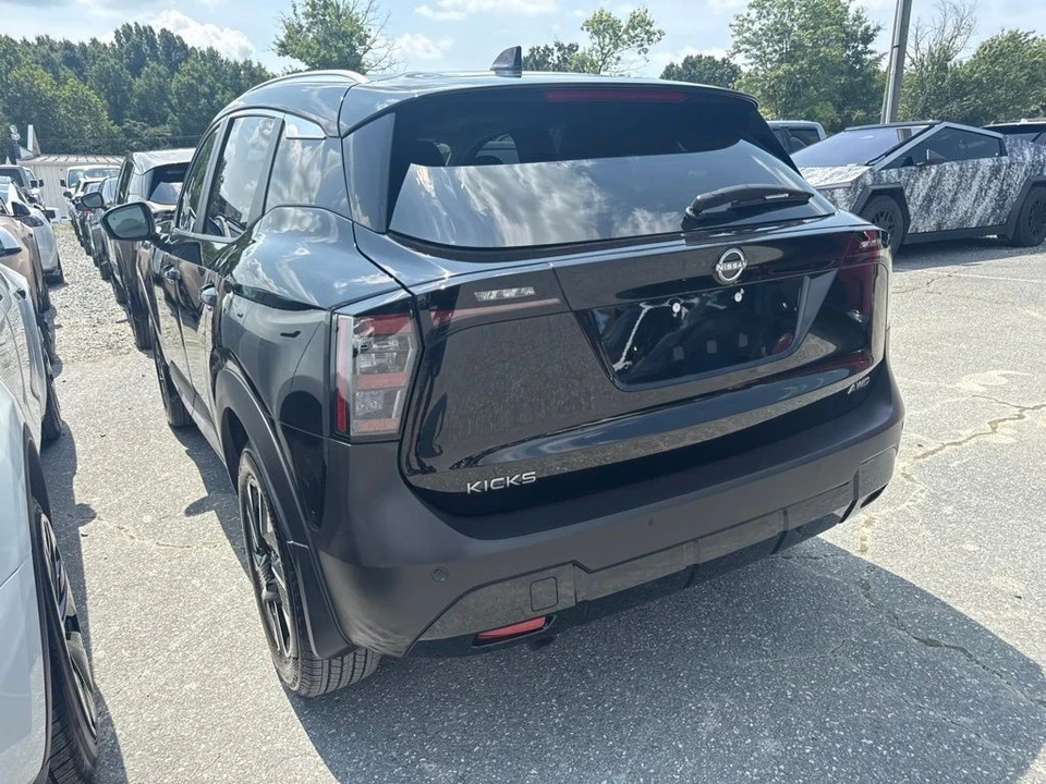 2026 Nissan Kicks - Image 5 of 5