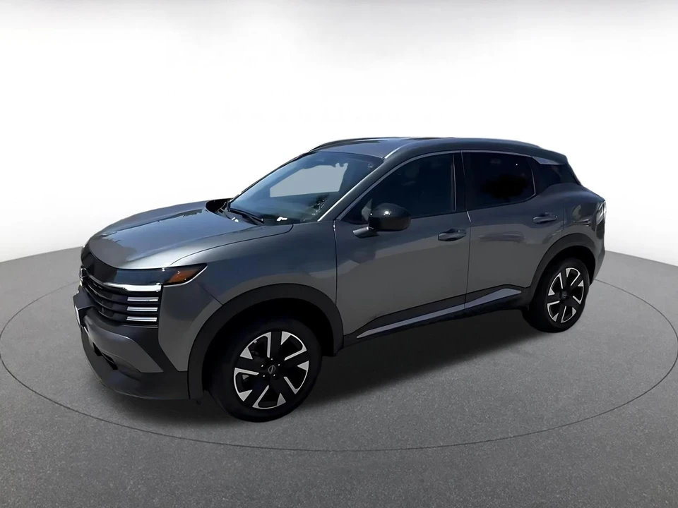 2026 Nissan Kicks - Image 9 of 31