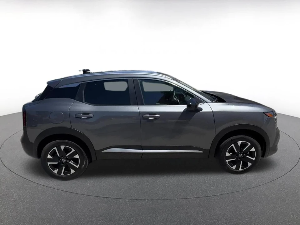 2026 Nissan Kicks - Image 18 of 31