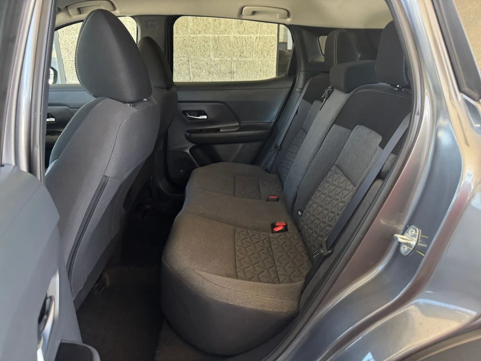 2026 Nissan Kicks - Image 26 of 31