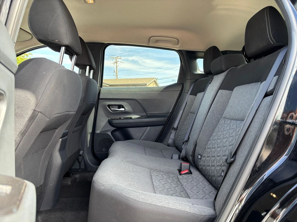 2026 Nissan Kicks - Image 26 of 31