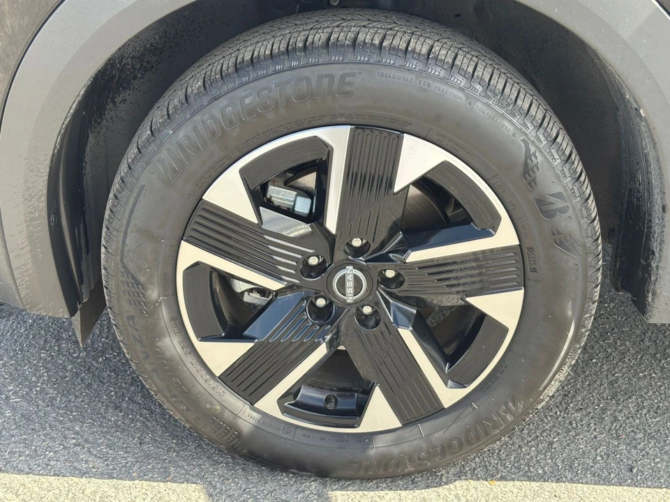 2026 Nissan Kicks - Image 30 of 31