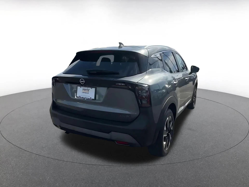 2026 Nissan Kicks - Image 16 of 31