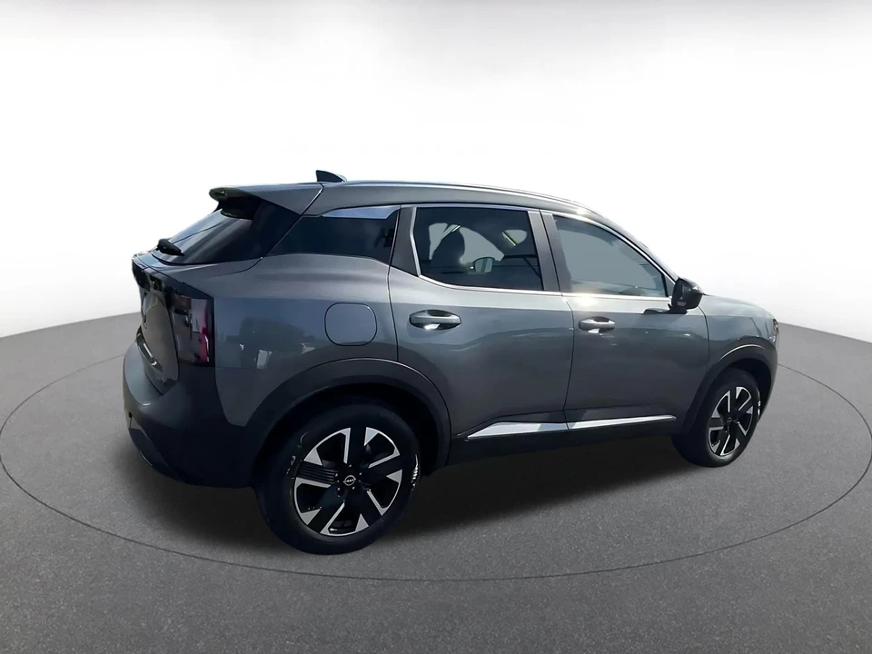 2026 Nissan Kicks - Image 15 of 31