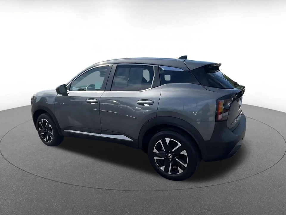 2026 Nissan Kicks - Image 11 of 31