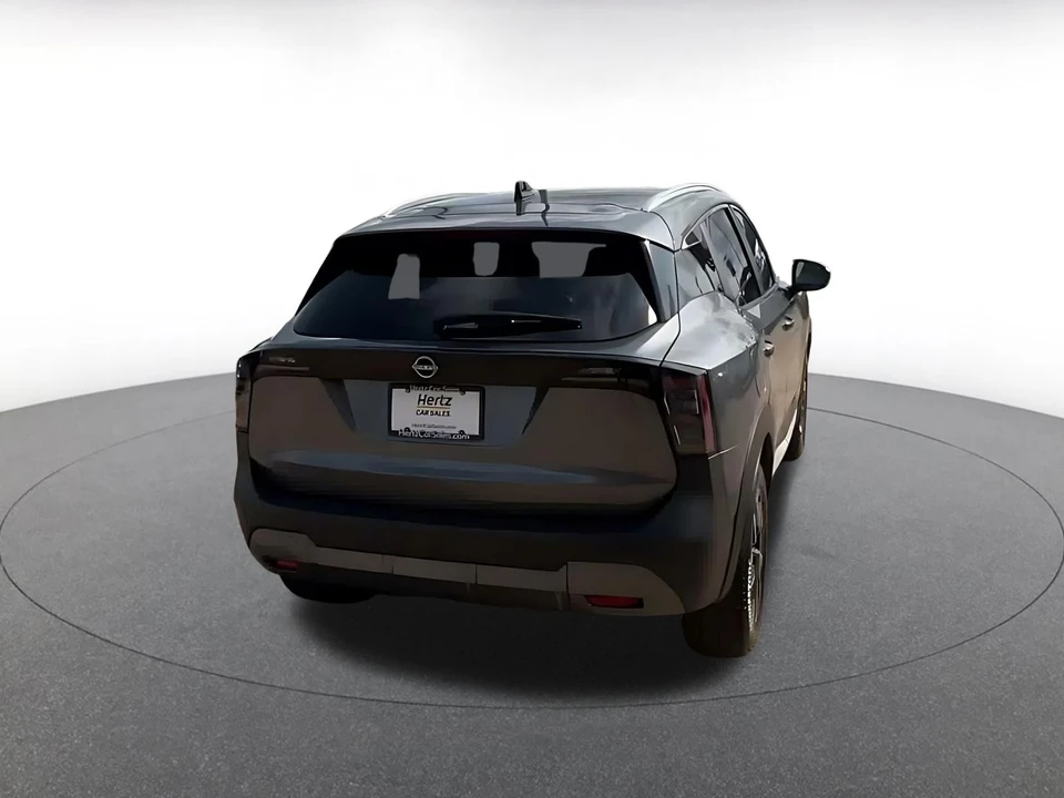 2026 Nissan Kicks - Image 16 of 31