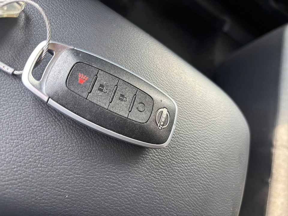 2026 Nissan Kicks - Image 24 of 31