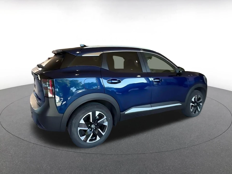 2026 Nissan Kicks - Image 15 of 31