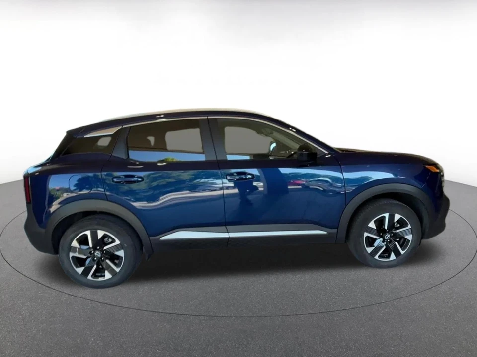 2026 Nissan Kicks - Image 17 of 31
