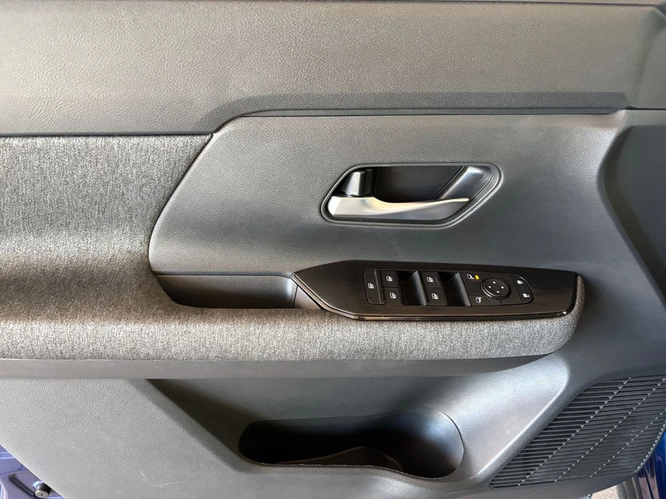 2026 Nissan Kicks - Image 20 of 31