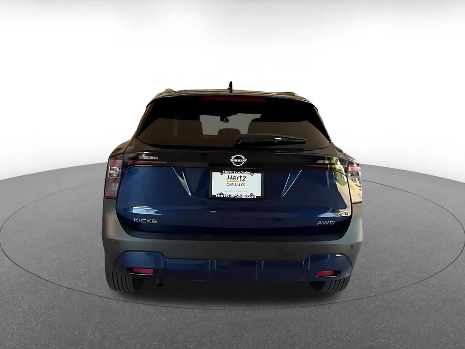2026 Nissan Kicks - Image 14 of 31