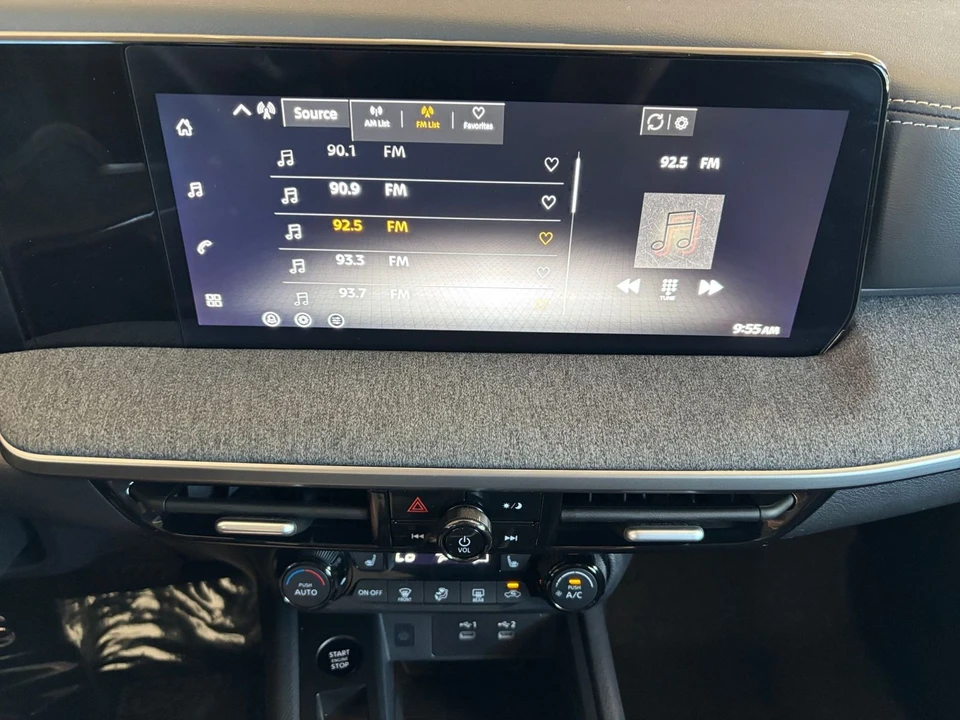 2026 Nissan Kicks - Image 18 of 31
