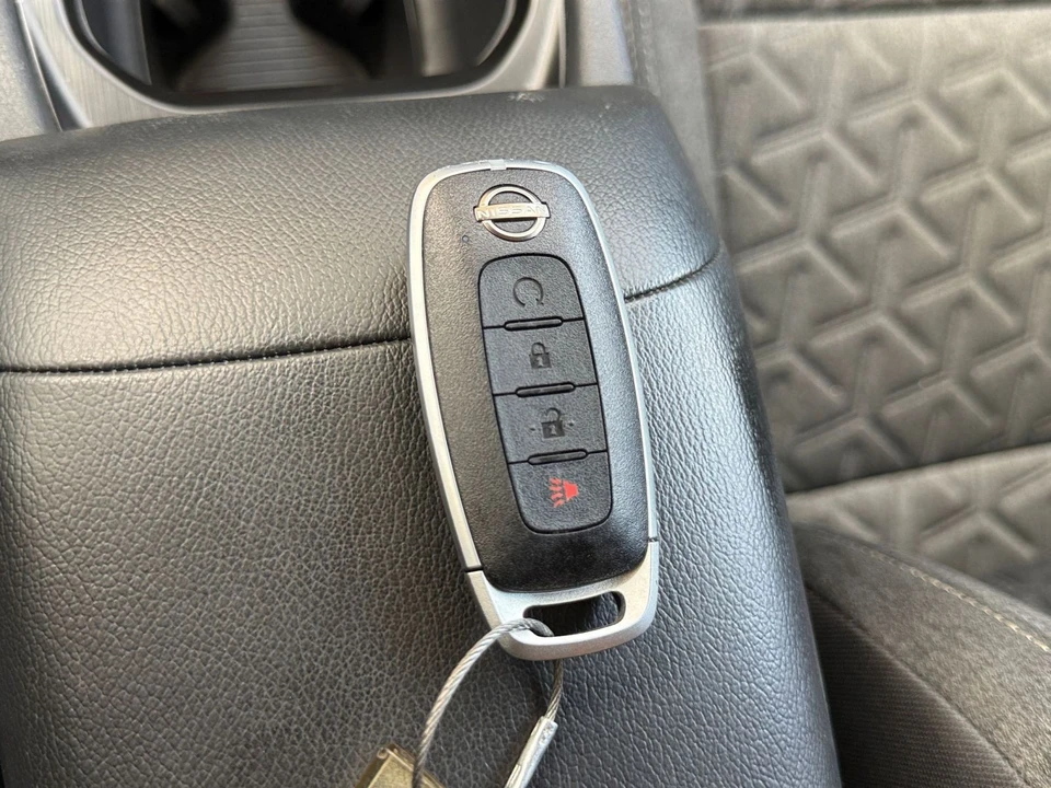 2026 Nissan Kicks - Image 22 of 31