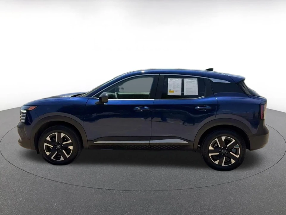 2026 Nissan Kicks - Image 11 of 31