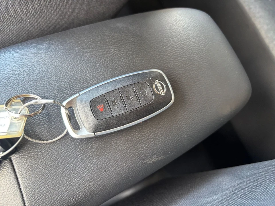 2026 Nissan Kicks - Image 22 of 31