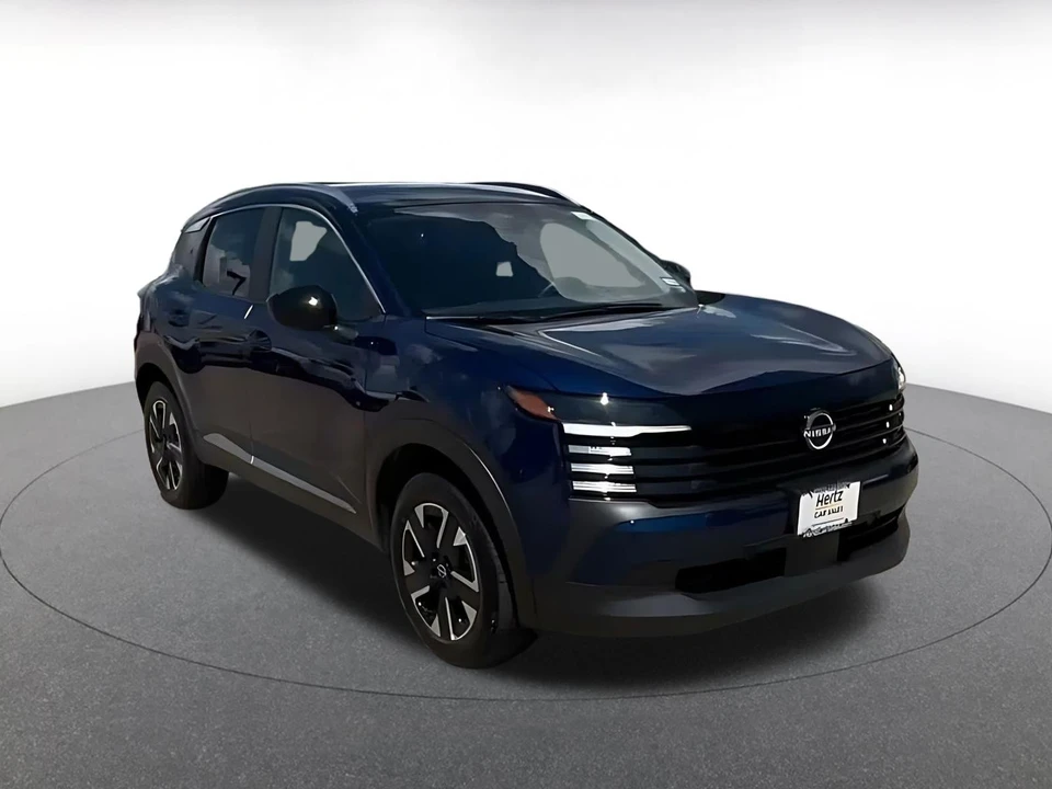 2026 Nissan Kicks - Image 3 of 31