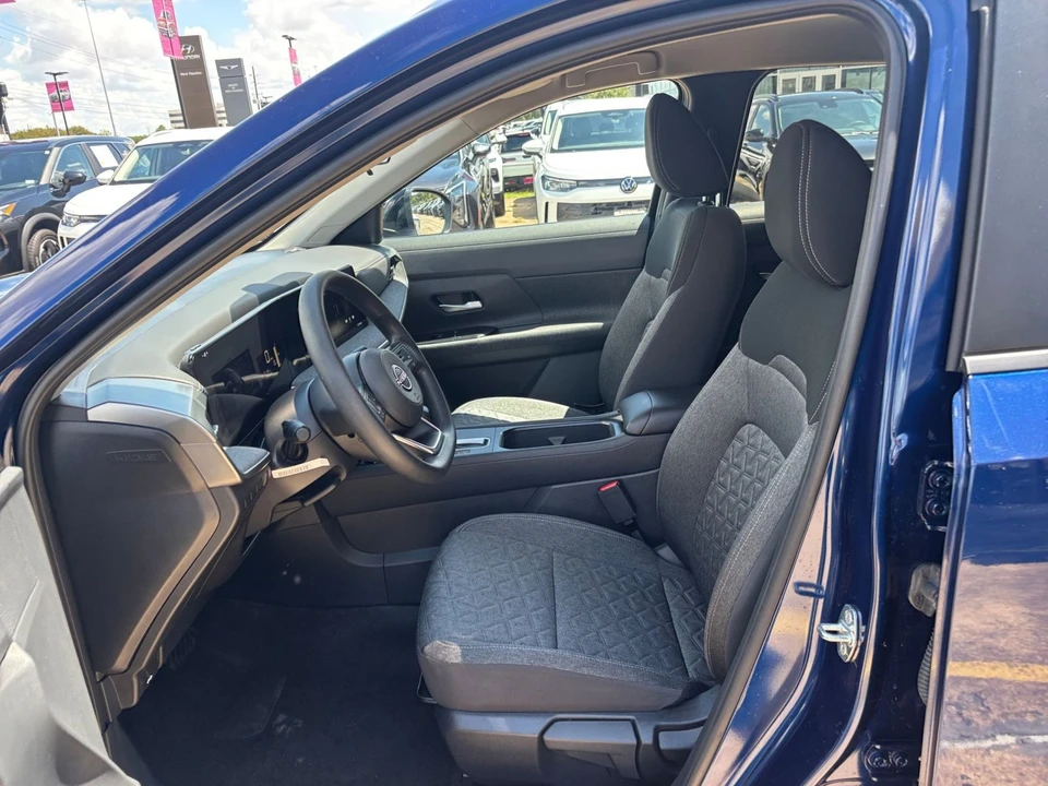 2026 Nissan Kicks - Image 27 of 31