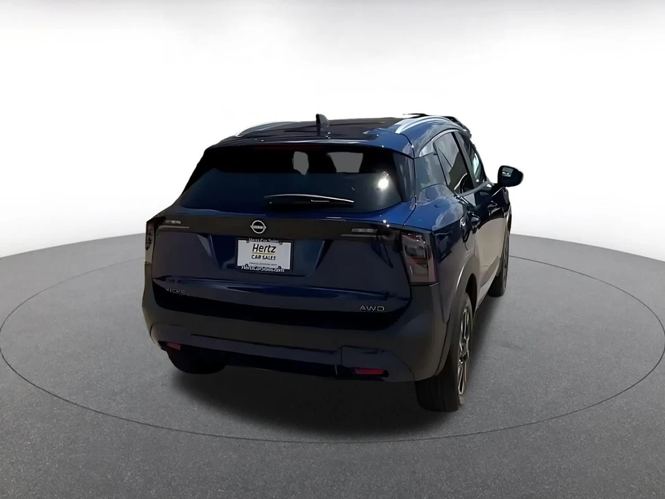 2026 Nissan Kicks - Image 16 of 31