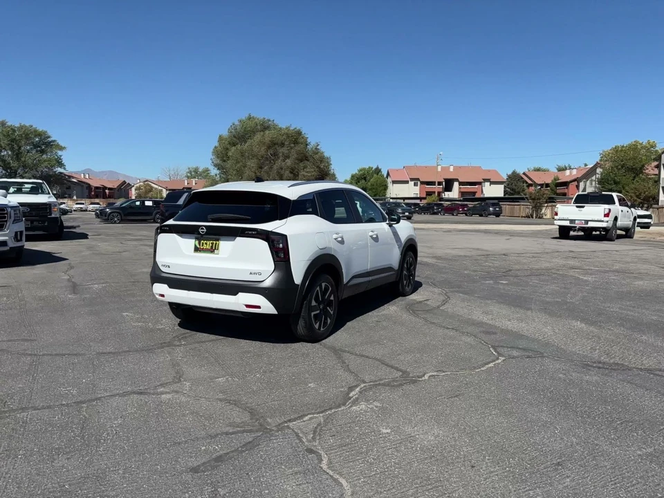 2026 Nissan Kicks - Image 16 of 31
