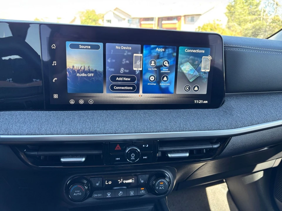 2026 Nissan Kicks - Image 18 of 31
