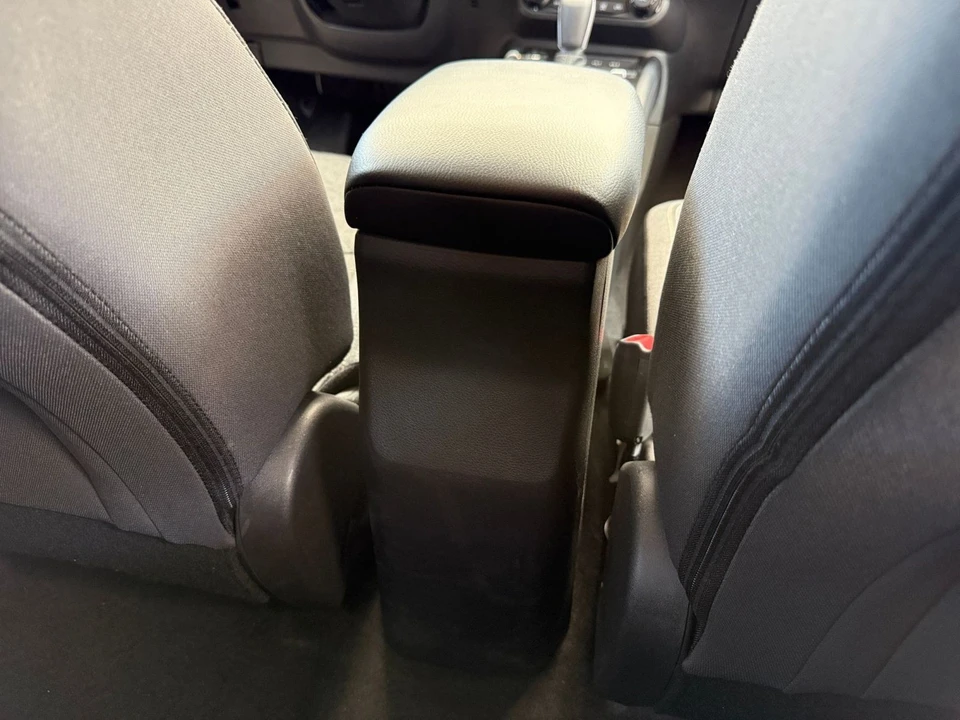 2026 Nissan Kicks - Image 25 of 31