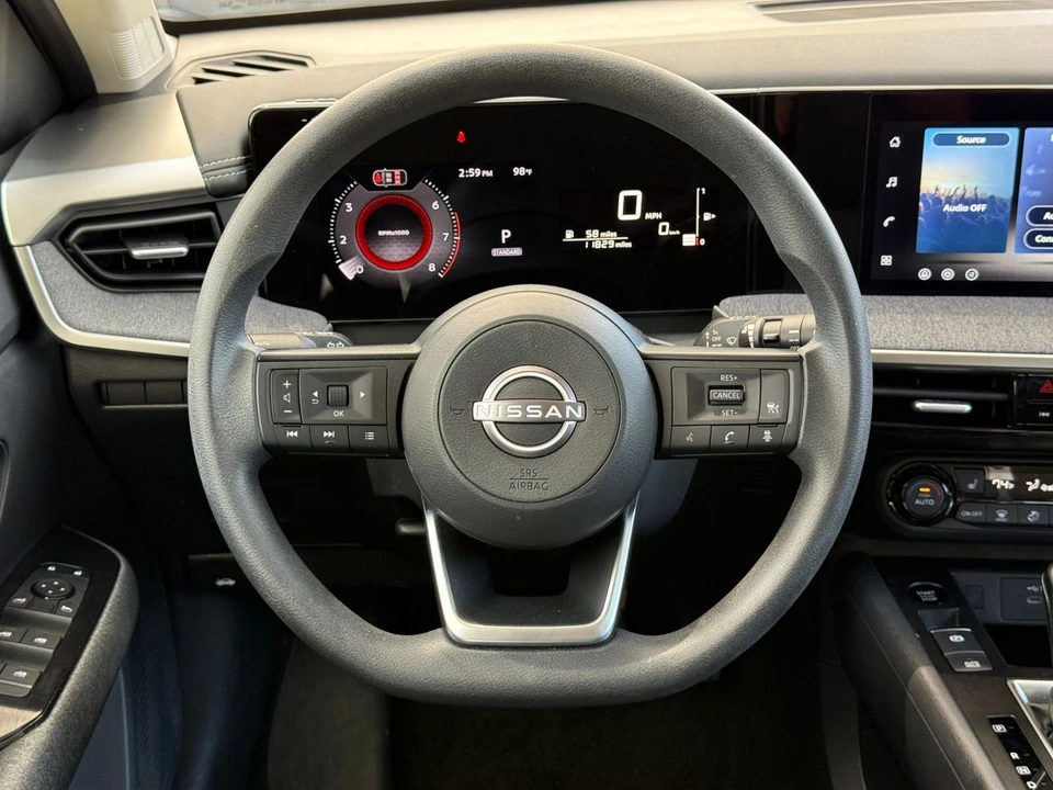 2026 Nissan Kicks - Image 30 of 31